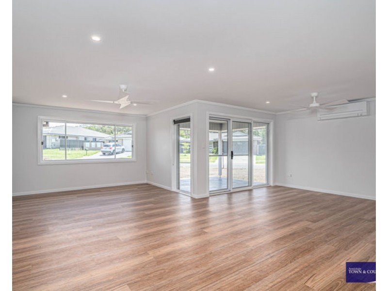 2 Albion Close, Armidale NSW 2350