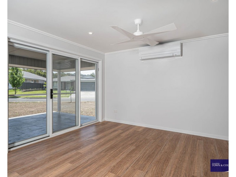 2 Albion Close, Armidale NSW 2350
