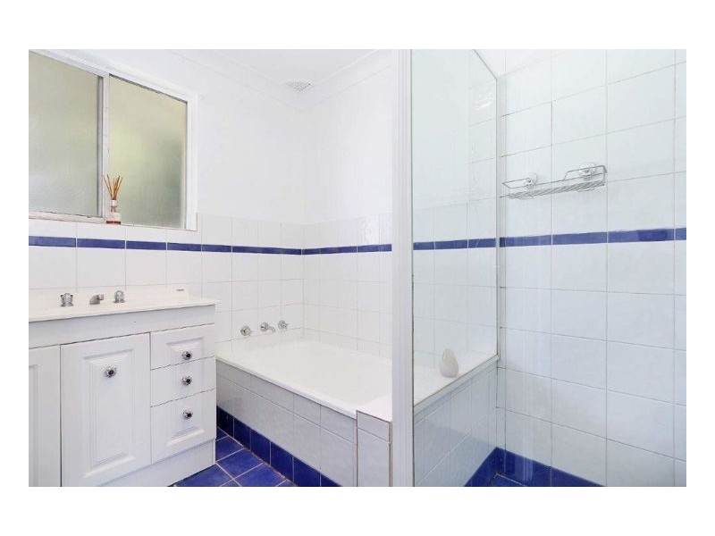 4 Dorothy Avenue, Armidale NSW 2350