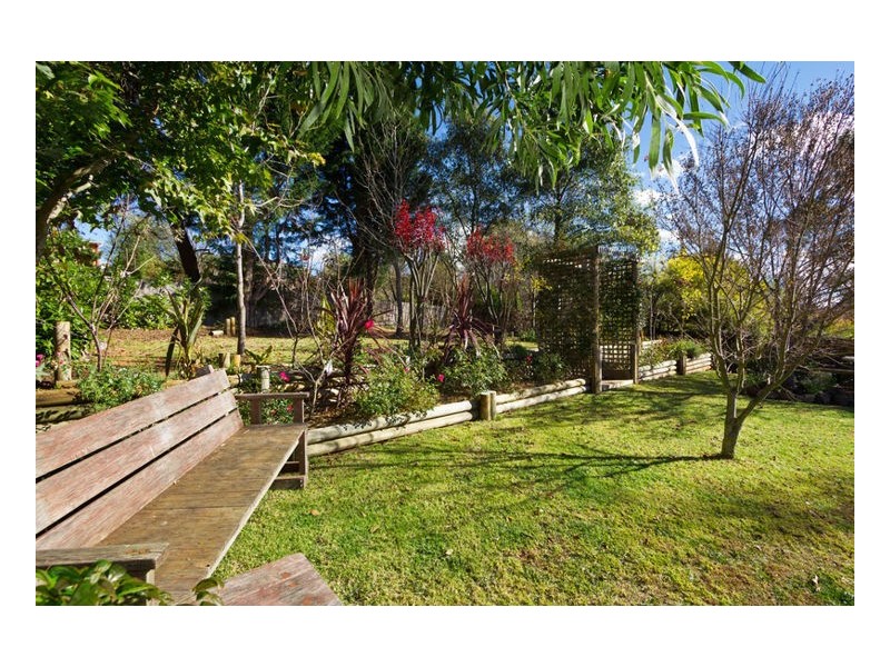 14 Donegal Terrace, Armidale NSW 2350