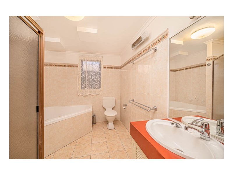 77 Perrott Street, Armidale NSW 2350