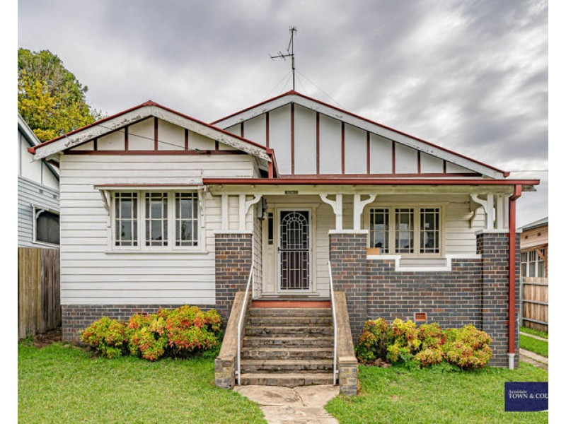 105 Kirkwood Street, Armidale NSW 2350