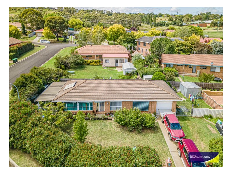 1 Milson Place, Armidale NSW 2350