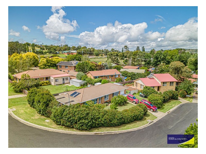1 Milson Place, Armidale NSW 2350
