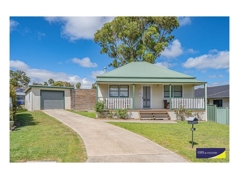 12 Morson Avenue, Armidale NSW 2350