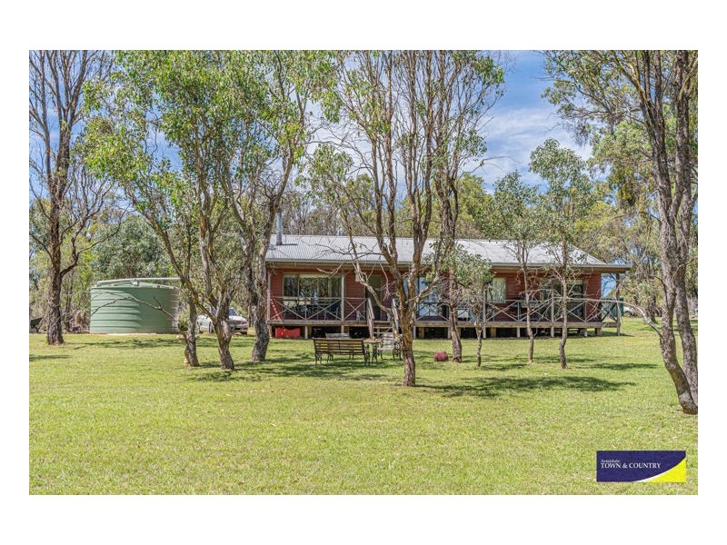 54 Bilga Road, Armidale NSW 2350