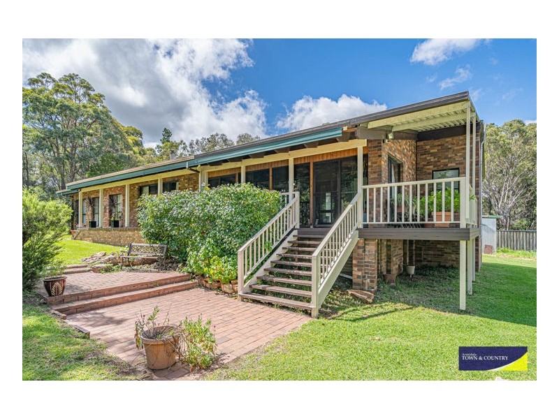 9 Baker Road, Armidale NSW 2350