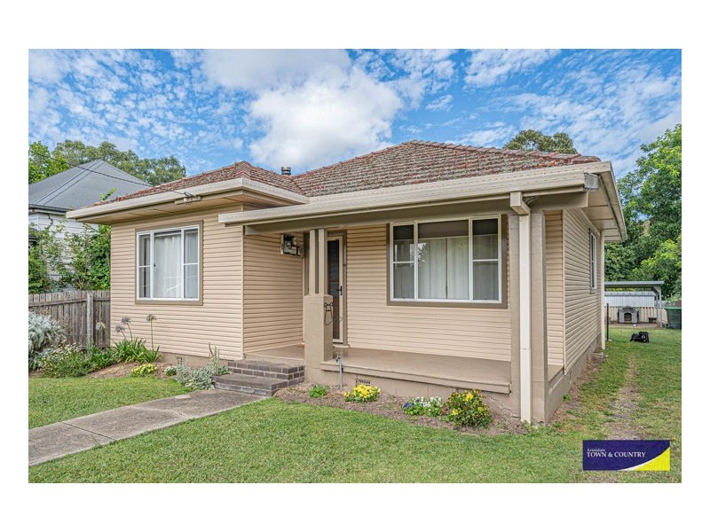 86 Kennedy Street, Armidale NSW 2350