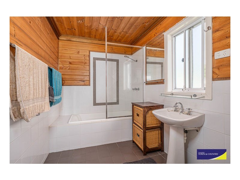 86 Kennedy Street, Armidale NSW 2350