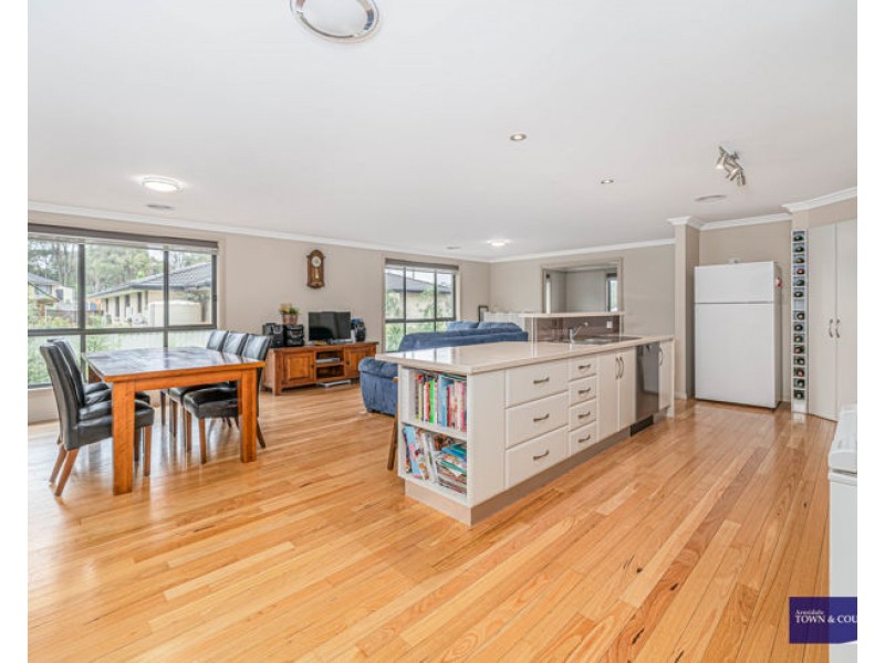 30 Arundel Drive, Armidale NSW 2350