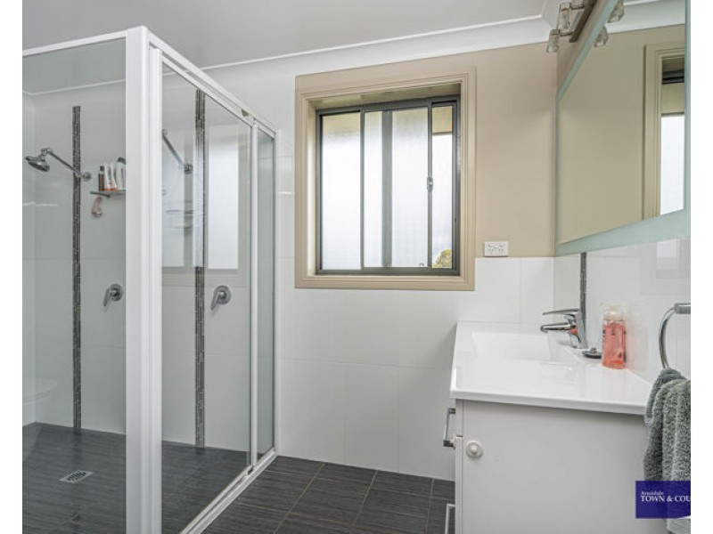 30 Arundel Drive, Armidale NSW 2350