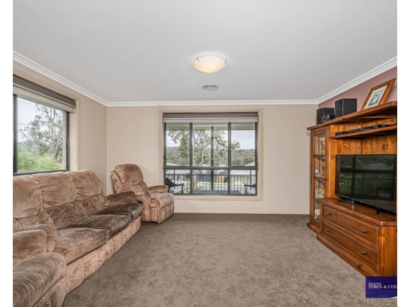 30 Arundel Drive, Armidale NSW 2350