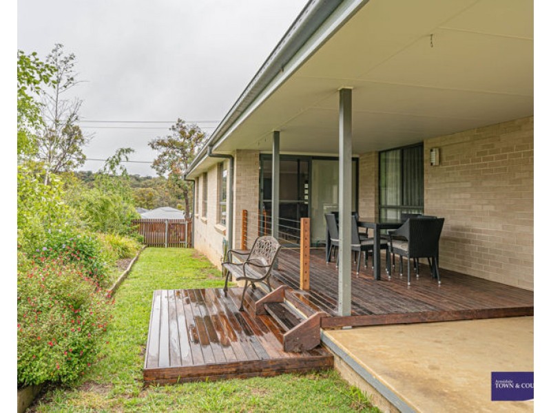 30 Arundel Drive, Armidale NSW 2350