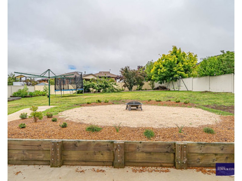 30 Arundel Drive, Armidale NSW 2350