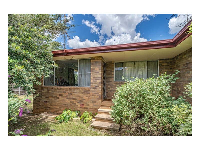 30A Burgess Street, Armidale NSW 2350