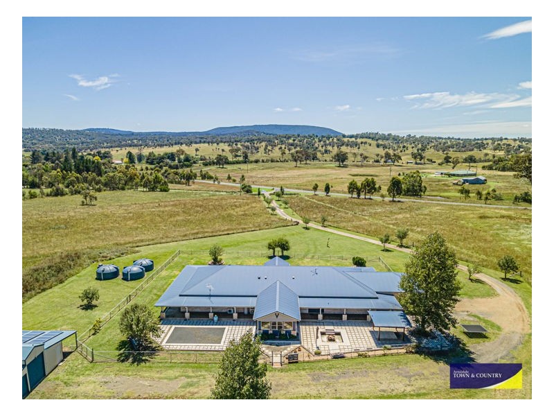 415 Boorolong Road, Armidale NSW 2350
