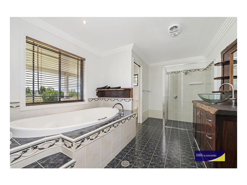 415 Boorolong Road, Armidale NSW 2350