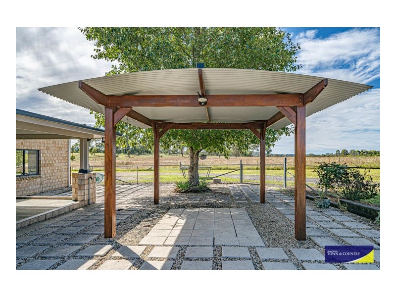415 Boorolong Road, Armidale NSW 2350