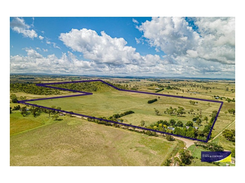 153 Knobs Road, Armidale NSW 2350