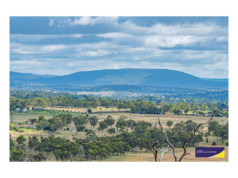 153 Knobs Road, Armidale NSW 2350