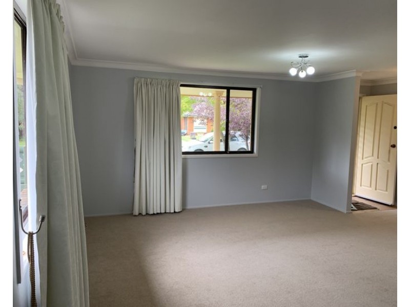 11 Lonsdale Street, Armidale NSW 2350