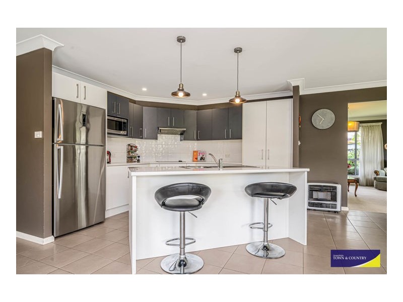 40 Albion Close, Armidale NSW 2350