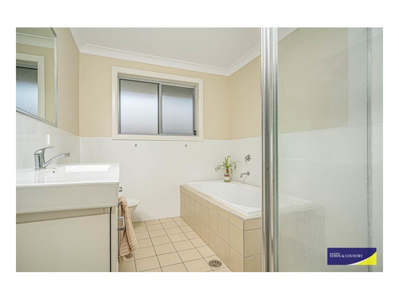 40 Albion Close, Armidale NSW 2350