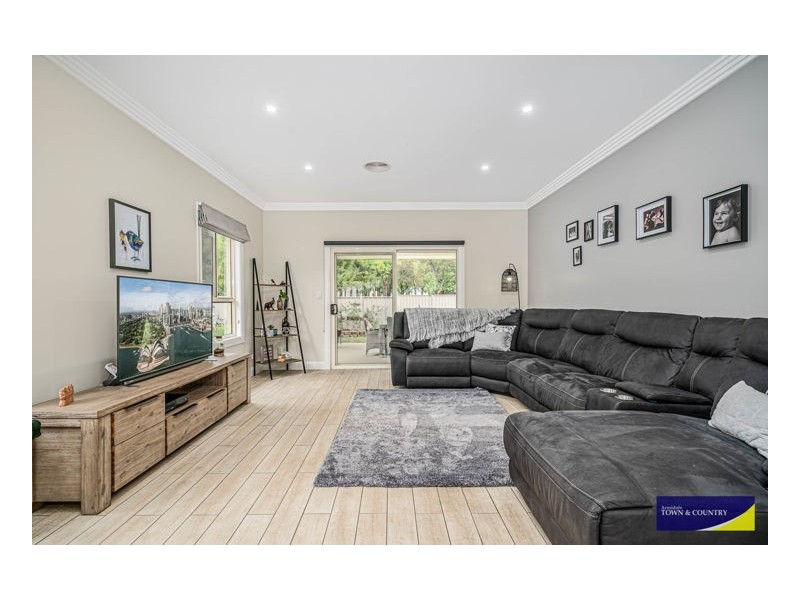 11 Fiona Place, Armidale NSW 2350