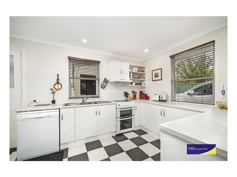 7 McIntosh Crescent, Armidale NSW 2350