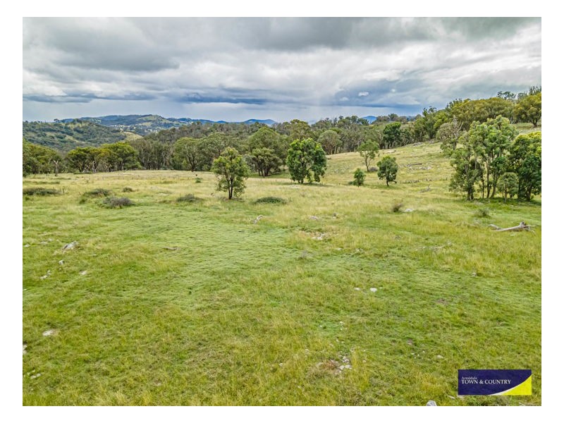 48 Lindon Road, Uralla NSW 2358