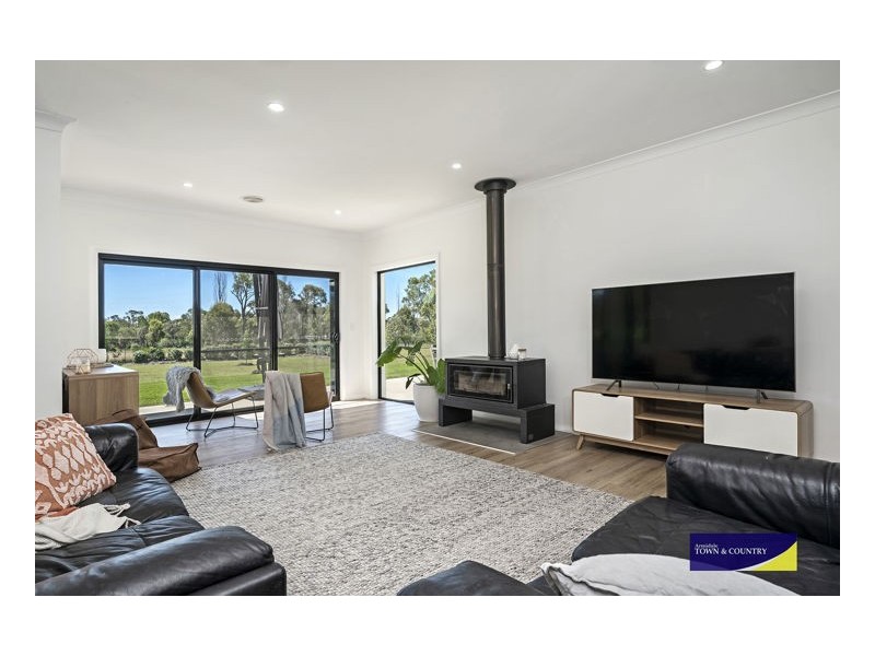 21 Beethoven Lane, Armidale NSW 2350