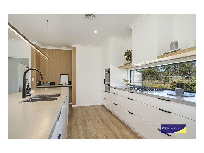 21 Beethoven Lane, Armidale NSW 2350