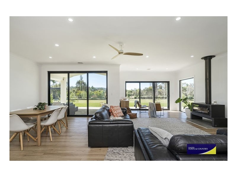 21 Beethoven Lane, Armidale NSW 2350