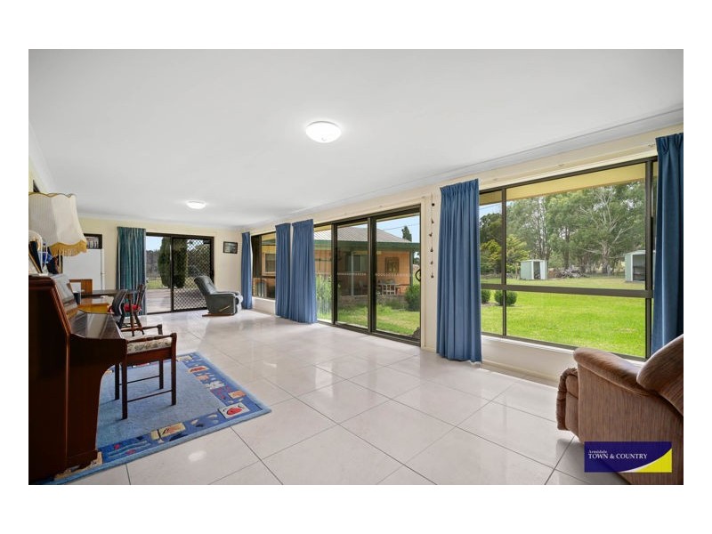 58 Kareela Road, Armidale NSW 2350