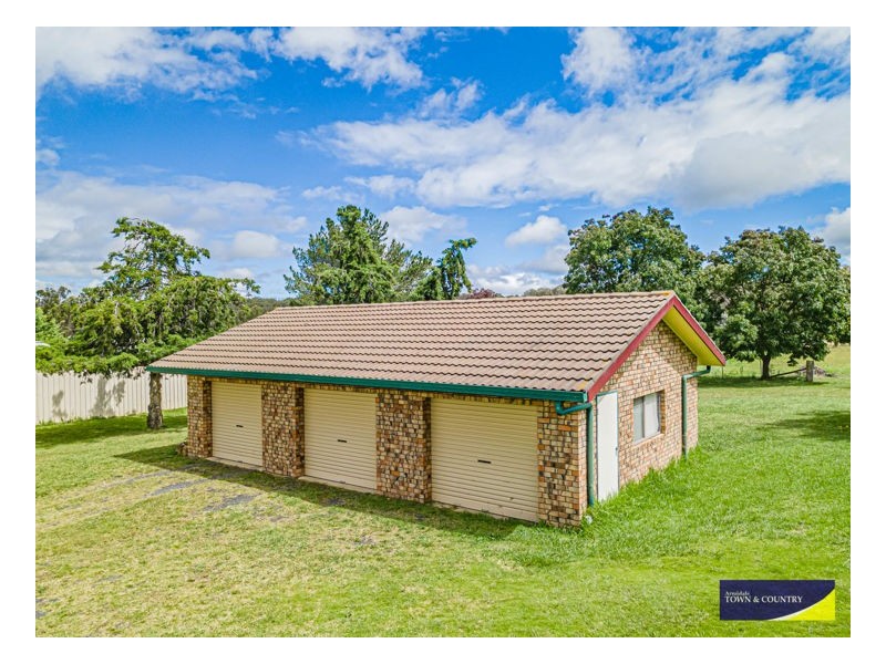 58 Kareela Road, Armidale NSW 2350