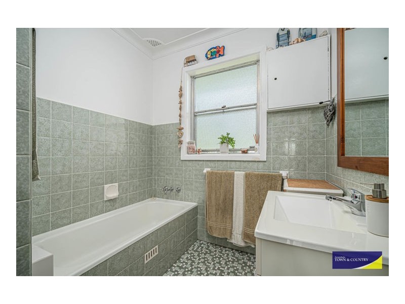 4 Hilda Avenue, Armidale NSW 2350