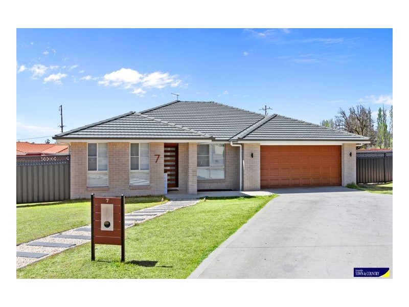 7 Pointsfield Place, Armidale NSW 2350