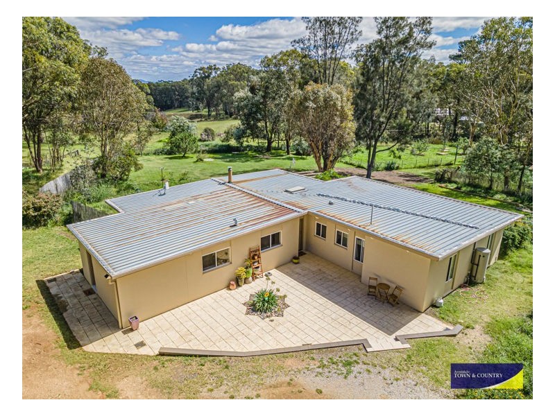 46 Invergowrie Road, Armidale NSW 2350