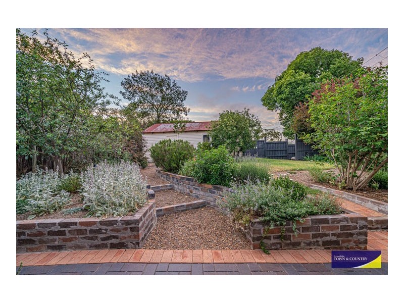 194 Marsh Street, Armidale NSW 2350