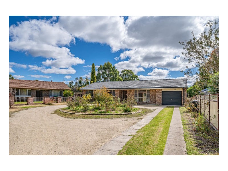 31 Wigan Avenue, Armidale NSW 2350