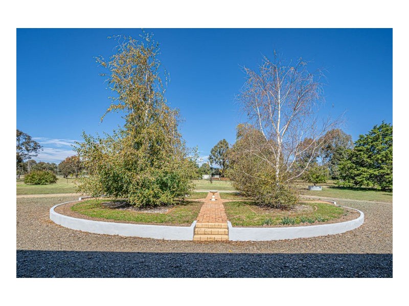 39 Coluche Road, Armidale NSW 2350