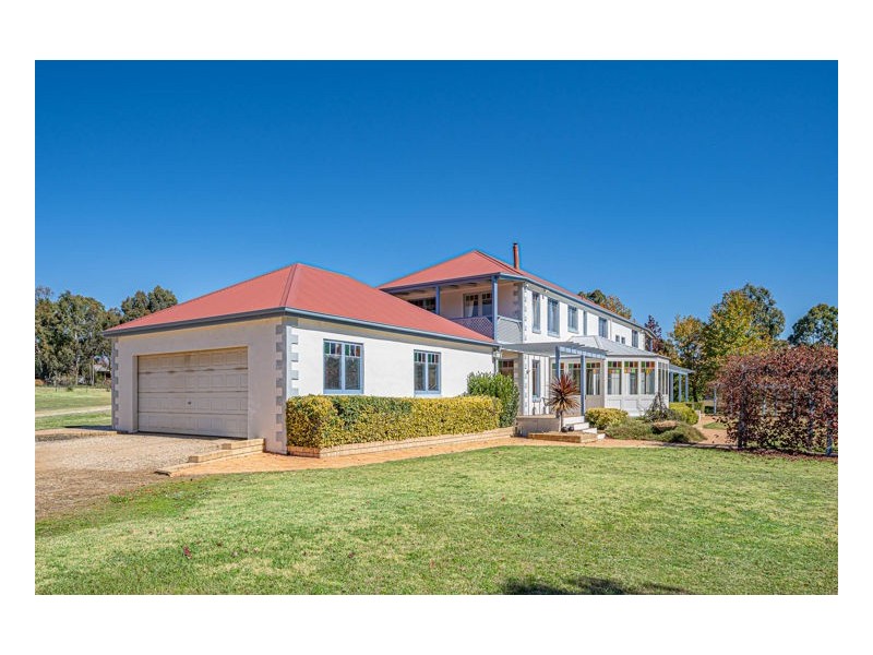 39 Coluche Road, Armidale NSW 2350