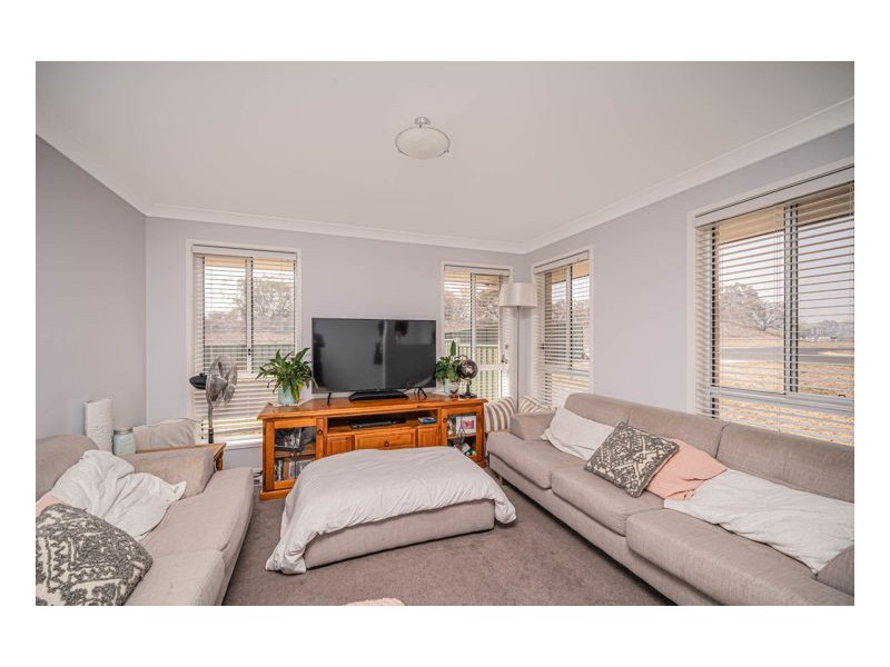 6 Netherton Park Avenue, Armidale NSW 2350