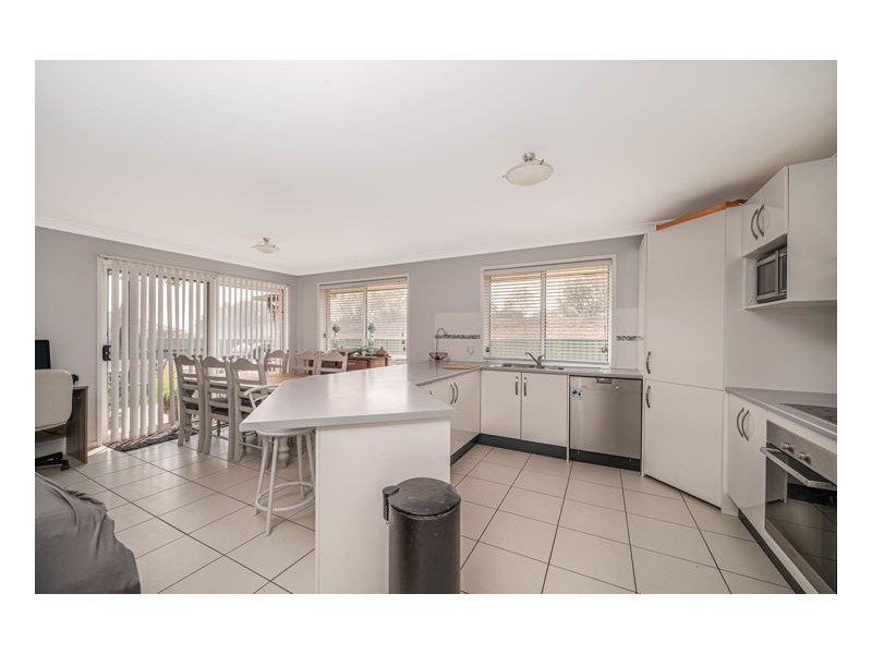 6 Netherton Park Avenue, Armidale NSW 2350
