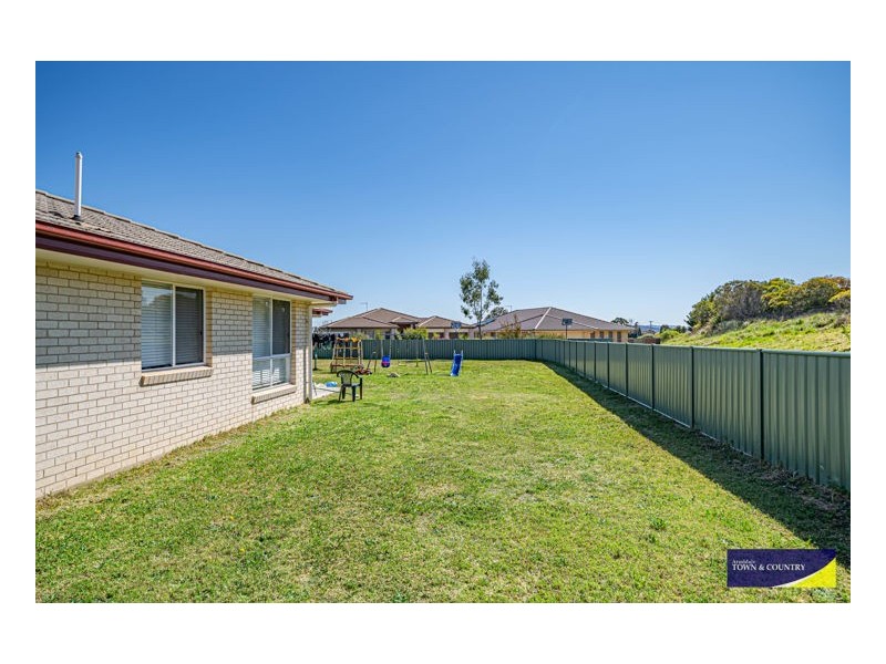 6 Netherton Park Avenue, Armidale NSW 2350