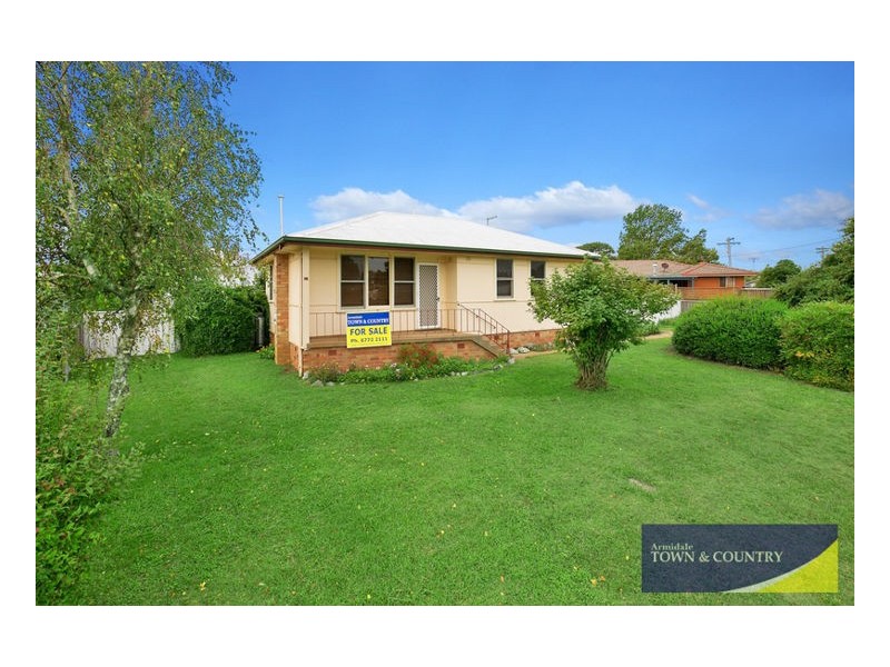 35 Abercrombie Street, Guyra NSW 2365