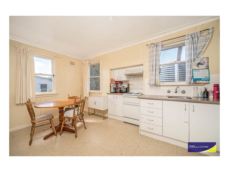 35 Abercrombie Street, Guyra NSW 2365