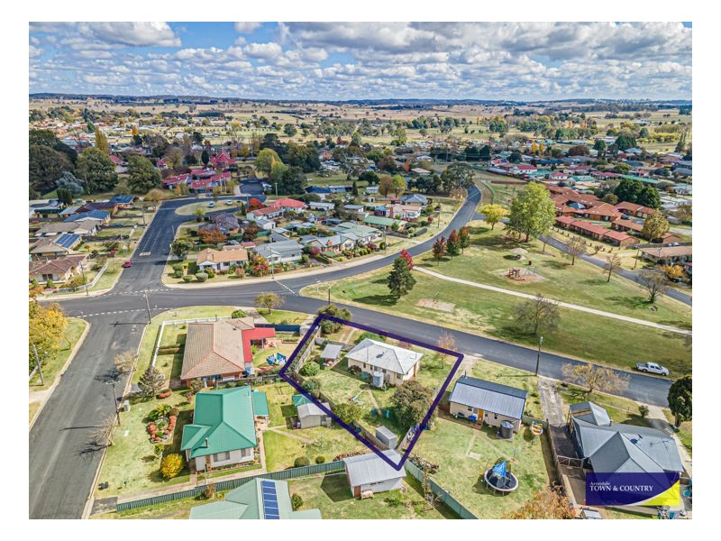 35 Abercrombie Street, Guyra NSW 2365