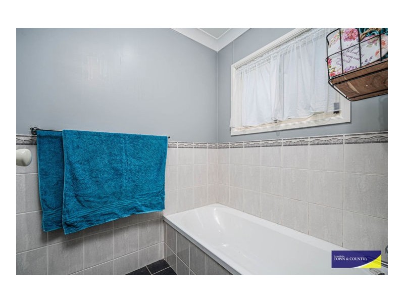 48 Queen Street, Uralla NSW 2358