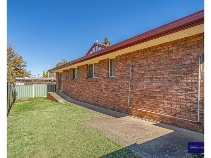 33 Martin Street, Armidale NSW 2350